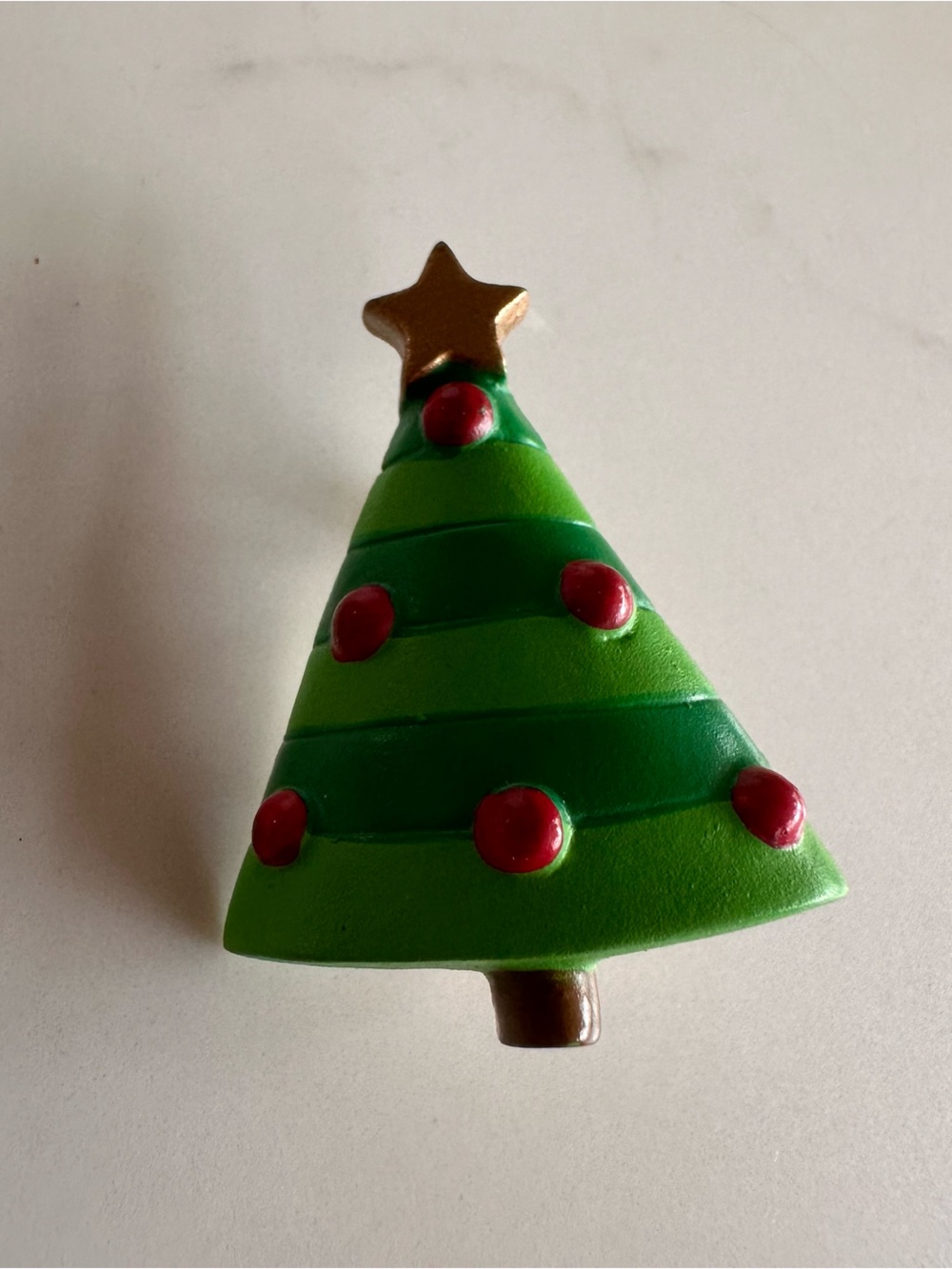 Green and Red  vintage Christmas Tree Brooch with Gold Star